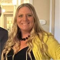 Kimberly Cogar's Instagram, Twitter & Facebook