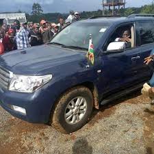 Jun 11, 2021 · deputy president william ruto says the decision by five high court judges to declare the building bridges initiative (bbi) sponsored constitution amendment process illegal must be supported by all. Governor Sang Drives Dp Ruto In Kapsabet Streets Causes Stir