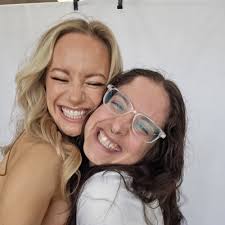 amanda fabregas (@amanda_032)