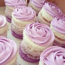 Wie Viel Kostet Eine Hochzeitstorte Hier Eine Kleine Preisubersicht Kuchen Und Torten Fingerfood Leckereien