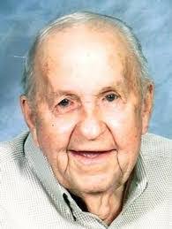 Linda Abshire's Instagram, Twitter & Facebook