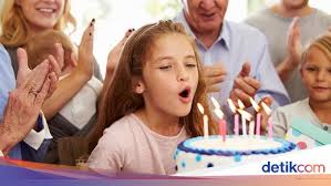 Kali ini, aku mau berbagi kata kata ucapan. Kumpulan Ucapan Selamat Ulang Tahun Yang Bisa Jadi Inspirasi