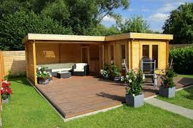 Sie bekommen das gartenhaus direkt nach hause geliefert und sparen dabei bares geld. Flachdach Gartenhaus Modell Quinta 44 Iso A Z Gartenhaus Gmbh Garden Garden Cabins Garden Buildings Shed Plans