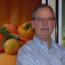 Redner's Markets Jim Hickey and J. Marchini Farms' Cindy Rivas Win Cash  Prizes for Chelan's New Packaging Quiz