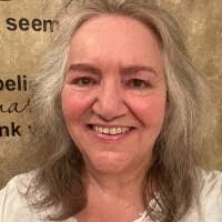 Melissa Orme's Instagram, Twitter & Facebook