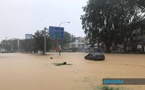 Bersenjata dengan alat dan teknik yang betul, anda boleh dengan mudah mencabut parit berhenti. Longkang Tersumbat In English