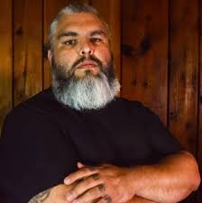 Chuck, my mother/his sister Beth, myself, and his fiancé at the time Kim.  Chuck and I were clearly in the midst of some pretty metallic horn action.  Oh and there's the legendary