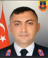 Ben süleyman tokgöz , 2020 in en çok tercih edilen saç kesim i modeli ve trend saç lar en çok kullanılan saçlar içindedir sıfırlama. Mhp Adana On Twitter Siirt E Bagli Eruh Ilcemizde Eren 6 Sehit J Asb Cvs Celal Ozcan Operasyonunda Teroristlerle Cikan Catismada Sehit Olan Jandarma Uzman Cavus Erkan Erdem E Allah Tan Rahmet Kiymetli Ailesine Ve Aziz Milletimize