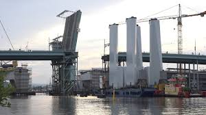 Become an eyewitness of live omg events. Nya Hisingsbron Oppnas Till Varen Betong