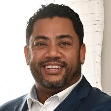 Paul Lue Pann, Co-operators