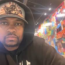 Tracy Mauro's Instagram, Twitter & Facebook