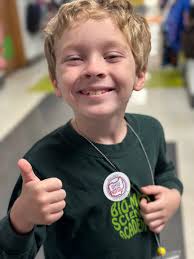 McKenzie Robinson (@hive10bmsa)