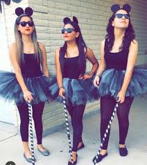 The keys to this chipmunk trio costume are the bold colors and large initial on the front of the shirt. 30 Halloween Costumes For Best Friends