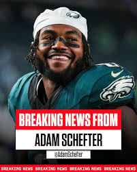 Breaking: The Chicago Bears are giving D'Andre Swift a three-year, $24.5M  deal, including $15.3M guaranteed, his agent told Adam Schefter.