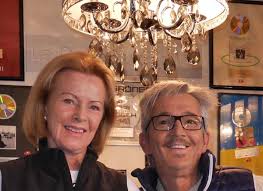 Kinder schöne hintern musik schöne bilder mamma mia könig königin popmusik coole bands abba picture gallery and collection. Frida Dan Daniell Kinder In Not Oktober 2016 News 2016 News Abba Deutsche Fanwebseite