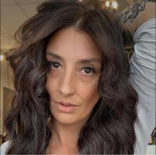 Hi Tomball! 🙂 what hair salons/stylist around here offer hair tinsel?