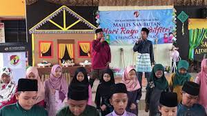 Touch device users explore by touch or with swipe gestures. Sambutan Hari Raya Skss 2018 Youtube