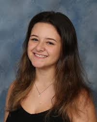 Kirsten Gross's Instagram, Twitter & Facebook