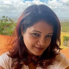 Sarah Mahon's Instagram, Twitter & Facebook