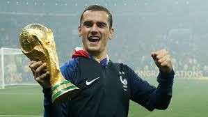 La coupe du monde de la fifa 2022 en. Trophees Fifa 2018 Les Champions Du Monde En Force L Express