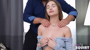 Sexy chick learns about squirting