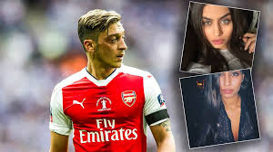 Born 15 october 1988) is a german professional footballer who plays as an attacking midfielder for süper lig club fenerbahçe. Mesut Ozil Und Ex Miss Turkei So Schon Ist Amine Gulse Sportbuzzer De