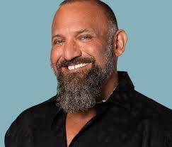 Helping Sales Leaders Avoid Mistakes While Growing Sales Teams