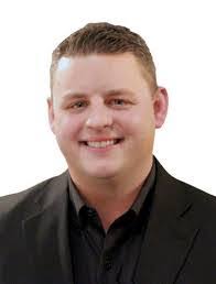 Andrew Razz's Instagram, Twitter & Facebook