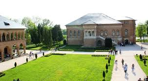 Click aici), declarat monument istoric, am auzit in nenumarate randuri, stiam ca a fost construit acum mai bine de 300 de ani de catre domnitorul constantin. Jaf La Palatele BrancoveneÈ™ti Statul Roman Gata SÄƒ PiardÄƒ Monumentul