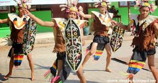 34 Tari Tradisional Asal Indonesia