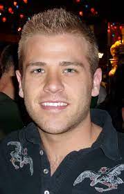 He has a massive fan following on facebook and instagram. Scott Evans Actor Wikipedia
