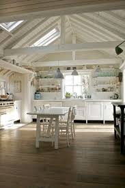 Vaulted Ceilings I D Love This For Our Dream Holiday Beach Farm House Foster House Vaulted Ceiling Kitchen Maine House