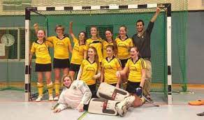 Professional tennis player from poland. Die 1 Herren Deutscher Meister Und Sieger Der European Hockey League Pdf Kostenfreier Download