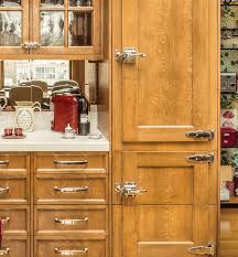 The old house parts company now occupies an enormous 1872 freight warehouse in kennebunk, maine. Diy Salvaged Hardware Old House Journal Magazine
