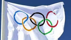 Unsere redaktion an produkttestern eine große auswahl an marken ausführlichst getestet und wir zeigen unseren lesern hier unsere ergebnisse unseres vergleichs. Neu Bei Olympia Die Olympische Fahne Sportschau Sportschau De Olympia Geschichte