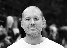 Según WSJ la salida de Jon Ivy de Apple obedece a discrepancias con la  compañía en los procesos creativos → TransMedia