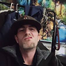 Do people trade evolved shinies for fully evolved Pokemon?