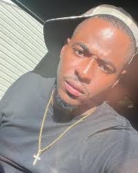 Joshua Maddox's Instagram, Twitter & Facebook