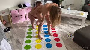 Utahjaz Nude Twister Game Sex. Video e foto osé di filtrati da Onlyfans  Patreon Fansly - 856