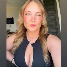 How to get a blind leopard gecko to eat?