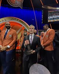 SPRINGFIELD, M.A. — The Naismith Memorial Basketball Hall of Fame held its 2025 enshrinement ceremony on Saturday, September 6, celebrating a star-studded class of inductees who have left an indelible mark on