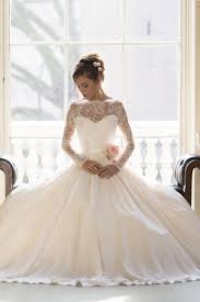 Ideal for most body types but looks great on pears, since it hides the lower body. Elegant Lace Ball Gown Princess Wedding Dresses 2018 Long Sleeve Custom Made Bridal Gown Wisebridal Com