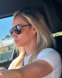 𝐌𝐚𝐫𝐲-𝐉𝐚𝐧𝐞 𝐎𝐯𝐞𝐫𝐚𝐥𝐥