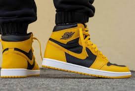 Buy and sell air jordan shoes at the best price on stockx, the live marketplace for 100% real air jordan sneakers and other popular new releases. On Foot The Air Jordan 1 High Og Pollen Sneaker Freaker