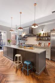 A Brooklyn Brownstone Sets The Right Flow For Modern Living Modern Kitchen Design Kitchen Layout Kitchen Renovation