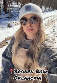 Allie Moses's Instagram, Twitter & Facebook