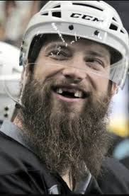Самые новые твиты от joe thornton's beard (@thorntonbeard): Joe Thornton S Beard On Twitter Smile It S Friday Beardfriends