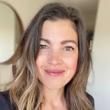 Anne Gaudet's Instagram, Twitter & Facebook