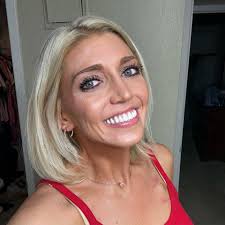 I'm the "I know my car" guy. Drives my wife crazy. Which one are YOU? --  Bill Bowen 😉🙂 #Truth