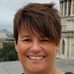 Suzanne Rollins's Instagram, Twitter & Facebook